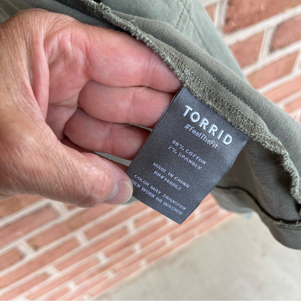 Light olive tility jacket, cotton spandex blend -torrid 3X - Picture 6 of 8